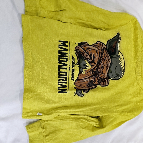GAP KIDS STARWARS LONGSLEEVE MANDALORIAN SIZE XS - Picture 2 of 4